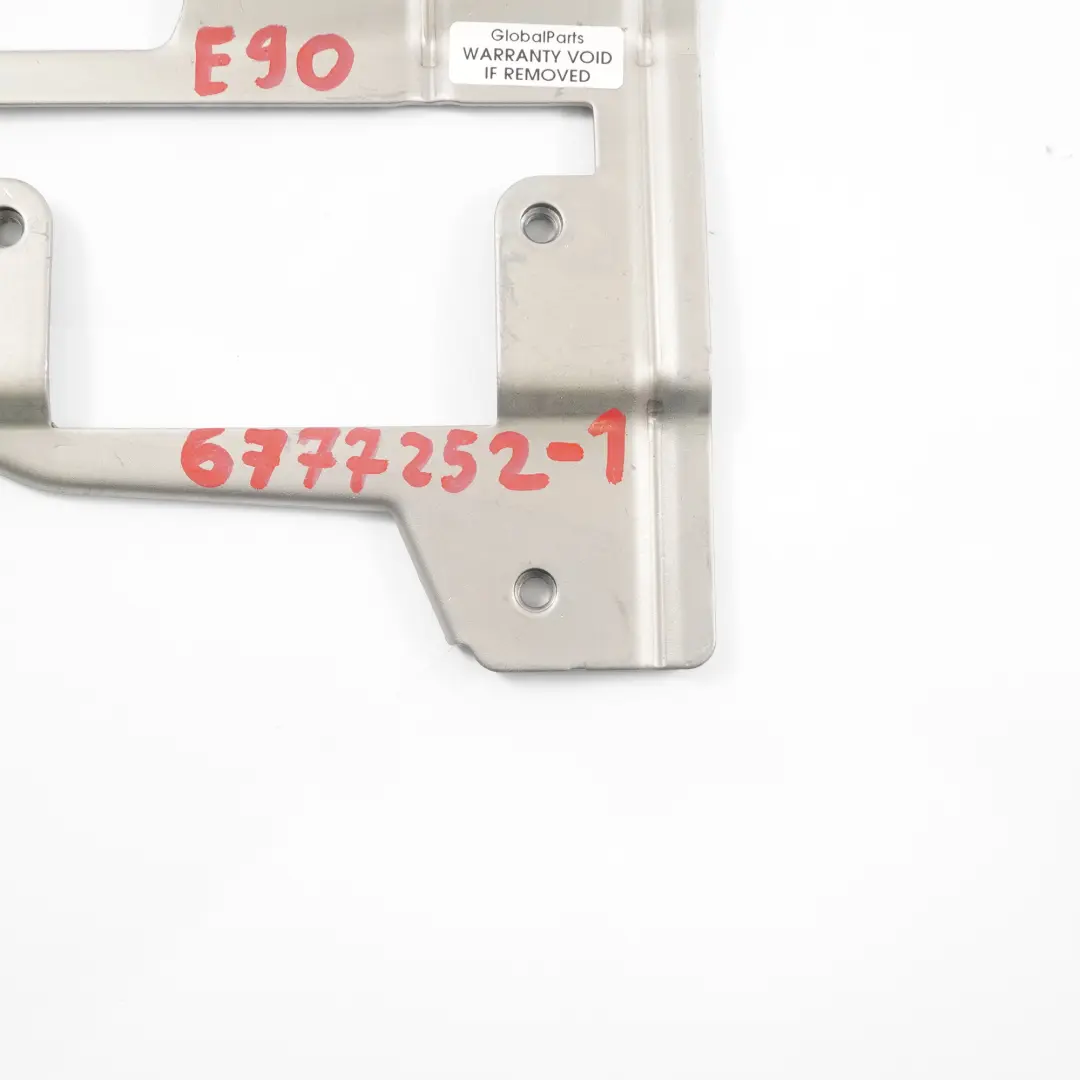 BMW 1 3 er E81 E87 E90 E91 E92 E93 1 Halter Drehratensensor - SKU 6777252-1 - Teilenummer 6777252