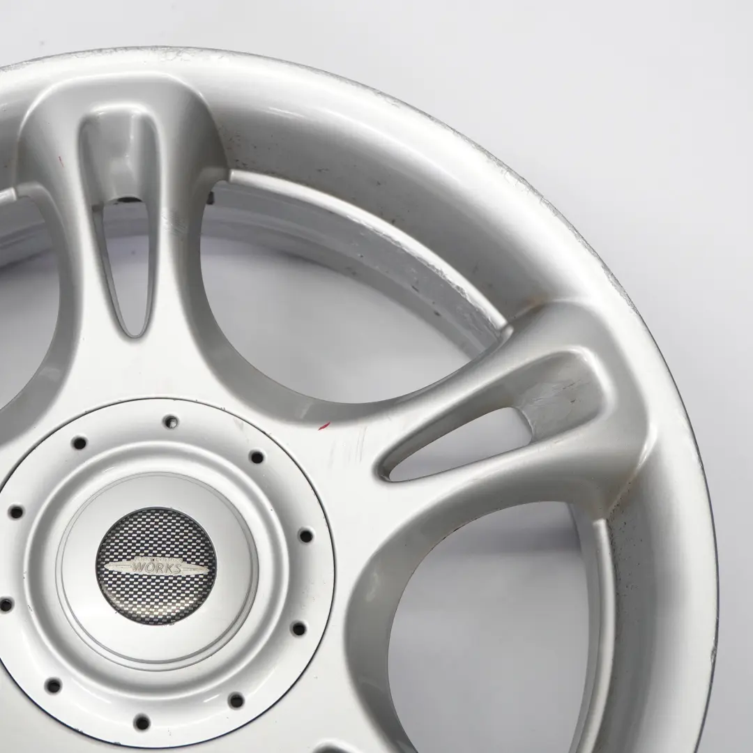 Llanta aleación plateada 18" 7J ET:52 JCW Star Spoke para Mini R50 R53 R56 con número de pieza 6777972 Mini R50 R53 R56 Llanta aleación plateada 18" 7J ET:52 JCW Star Spoke - SKU 6777972-1 - Número de pieza 6777972