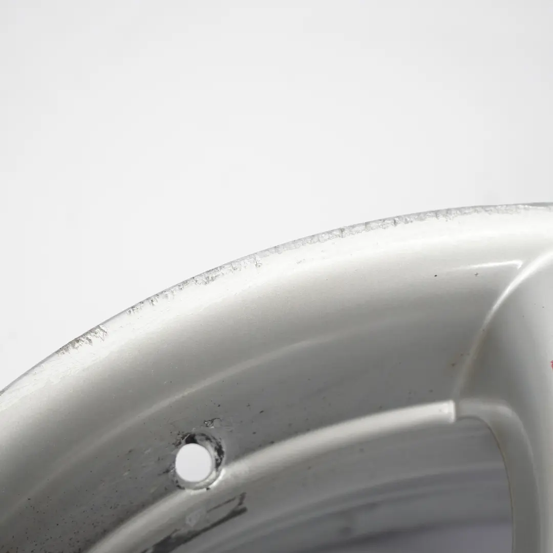 Silberne Leicht metall felge 18" 7J ET:52 JCW für Mini R50 R53 R56 mit Teilenummer 6777972 Mini R50 R53 R56 Silberne Leicht metall felge 18" 7J ET:52 JCW - SKU 6777972-1 - Teilenummer 6777972