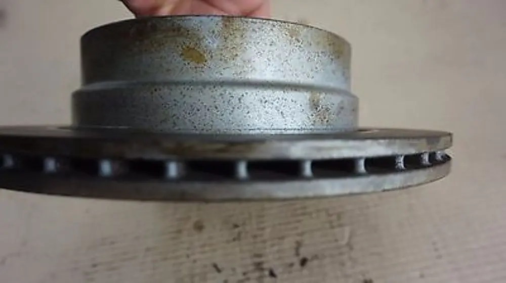 BMW E82 E88 Tarcza hamulcowa 300X20 tylna - SKU 6778049 - Numer Części 34216778049