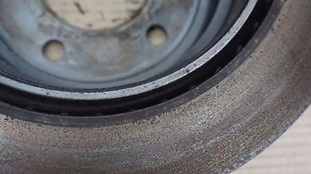 Bremsscheibe belüftet hinten rechts/links 300X20 für BMW 1 er E82 E88 123d mit Teilenummer 34216778049 BMW 1 er E82 E88 123d Bremsscheibe belüftet hinten rechts/links 300X20 - SKU 6778049 - Teilenummer 34216778049