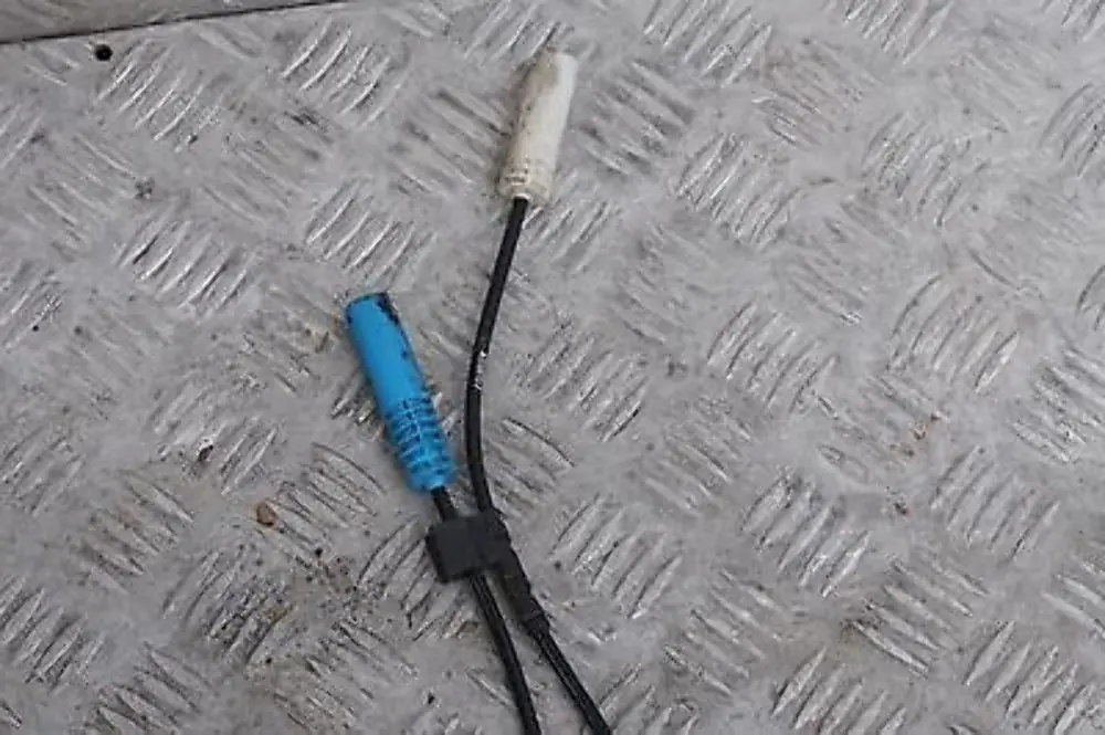 Mini Cooper R56 N12 1.4 Suspensión Delantera Izquierda Pata Freno Pinza Disco - SKU 6778335 - Número de pieza 6778335
