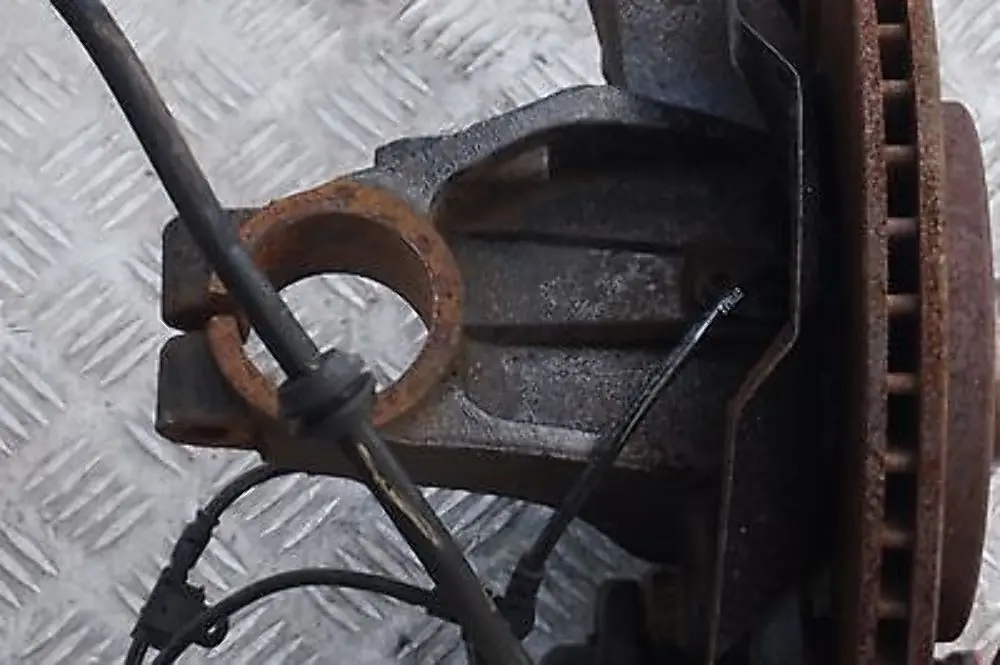 Kit Disque de Frein Boitier D?etrier A Gauche pour Mini Cooper One R56 N12 1.4 à propos du numéro de pièce 6778335 Mini Cooper One R56 N12 1.4 Kit Disque de Frein Boitier D?etrier A Gauche - SKU 6778335 - Numéro de pièce 6778335