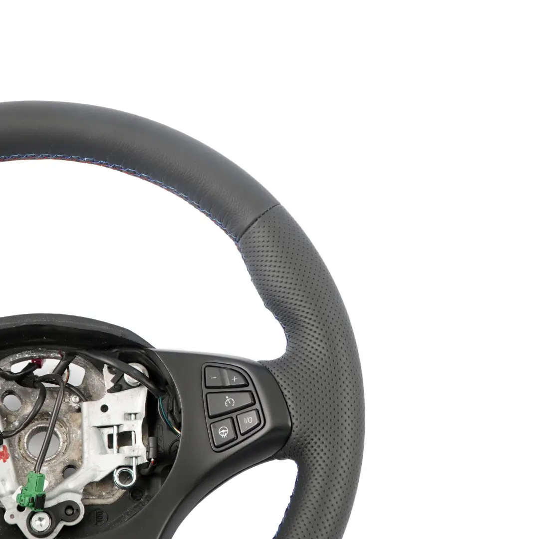 Heated NEW Black Leather Sport Steering Wheel M-tricoloured to BMW X3 E83 X5 E53 with Part number 6778411 BMW X3 E83 X5 E53 Heated NEW Black Leather Sport Steering Wheel M-tricoloured - SKU 6778411-1 - Part number 6778411