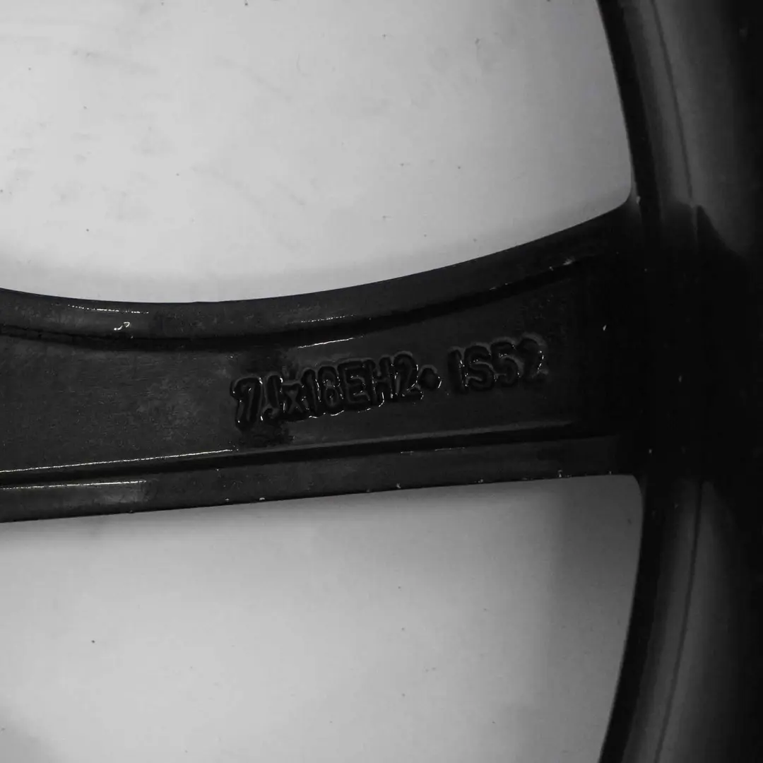 Juego Completo 4x Llantas Negras John Cooper Works Neumáticos 18" 7J para MINI R56 con número de pieza 6778428 MINI R56 Juego Completo 4x Llantas Negras John Cooper Works Neumáticos 18" 7J - SKU 6778428-SET - Número de pieza 6778428