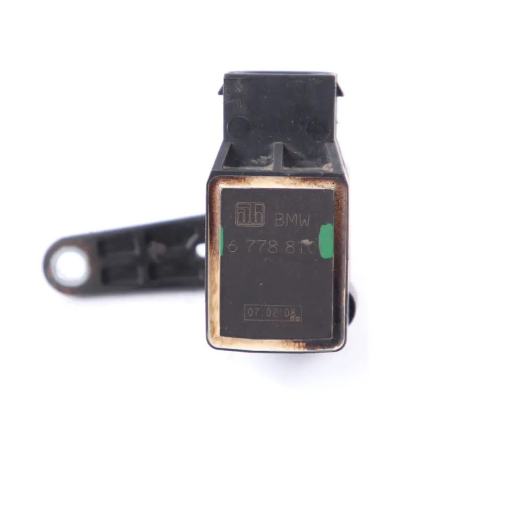 Sensor de Nivel de Luz Unidad Reguladora para BMW E60 E61 E83 con número de pieza 6778810 BMW E60 E61 E83 Sensor de Nivel de Luz Unidad Reguladora - SKU 6778810 - Número de pieza 6778810
