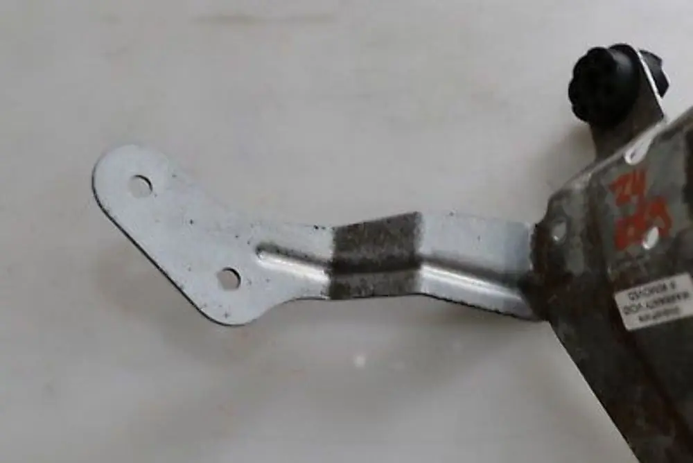 Bracket Hydro Unit DSC to BMW Z4 Series E89 with Part number 6779153 BMW Z4 Series E89 Bracket Hydro Unit DSC - SKU 6779153 - Part number 6779153