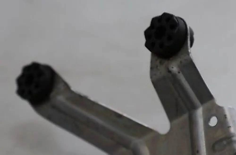 Bracket Hydro Unit DSC to BMW Z4 Series E89 with Part number 6779153 BMW Z4 Series E89 Bracket Hydro Unit DSC - SKU 6779153 - Part number 6779153