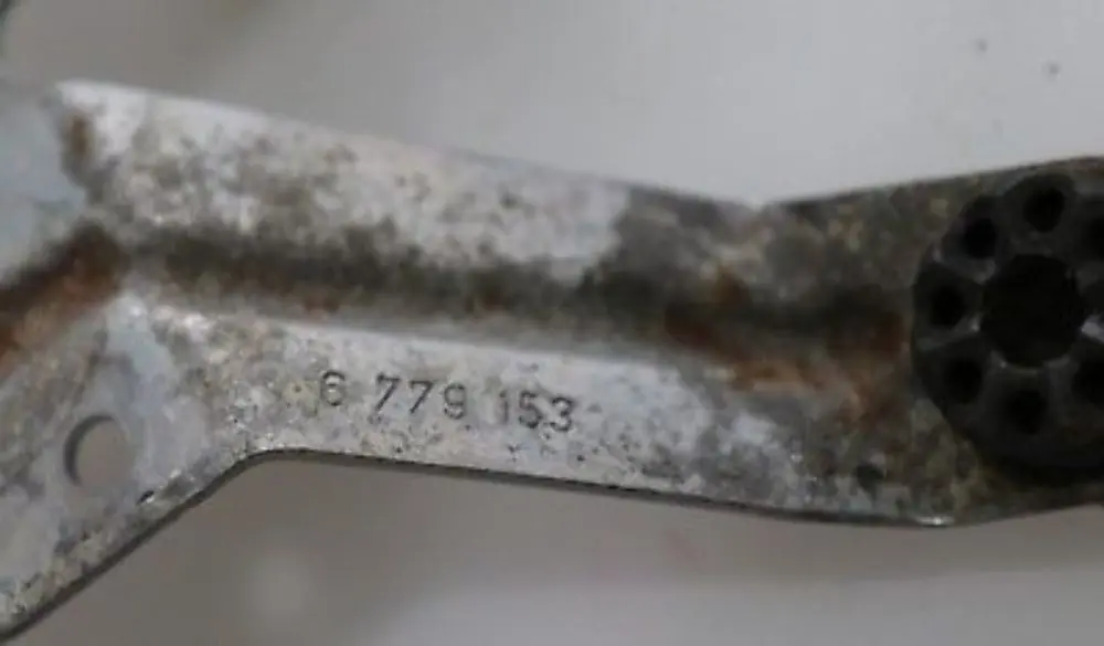 Bracket Hydro Unit DSC to BMW Z4 Series E89 with Part number 6779153 BMW Z4 Series E89 Bracket Hydro Unit DSC - SKU 6779153 - Part number 6779153