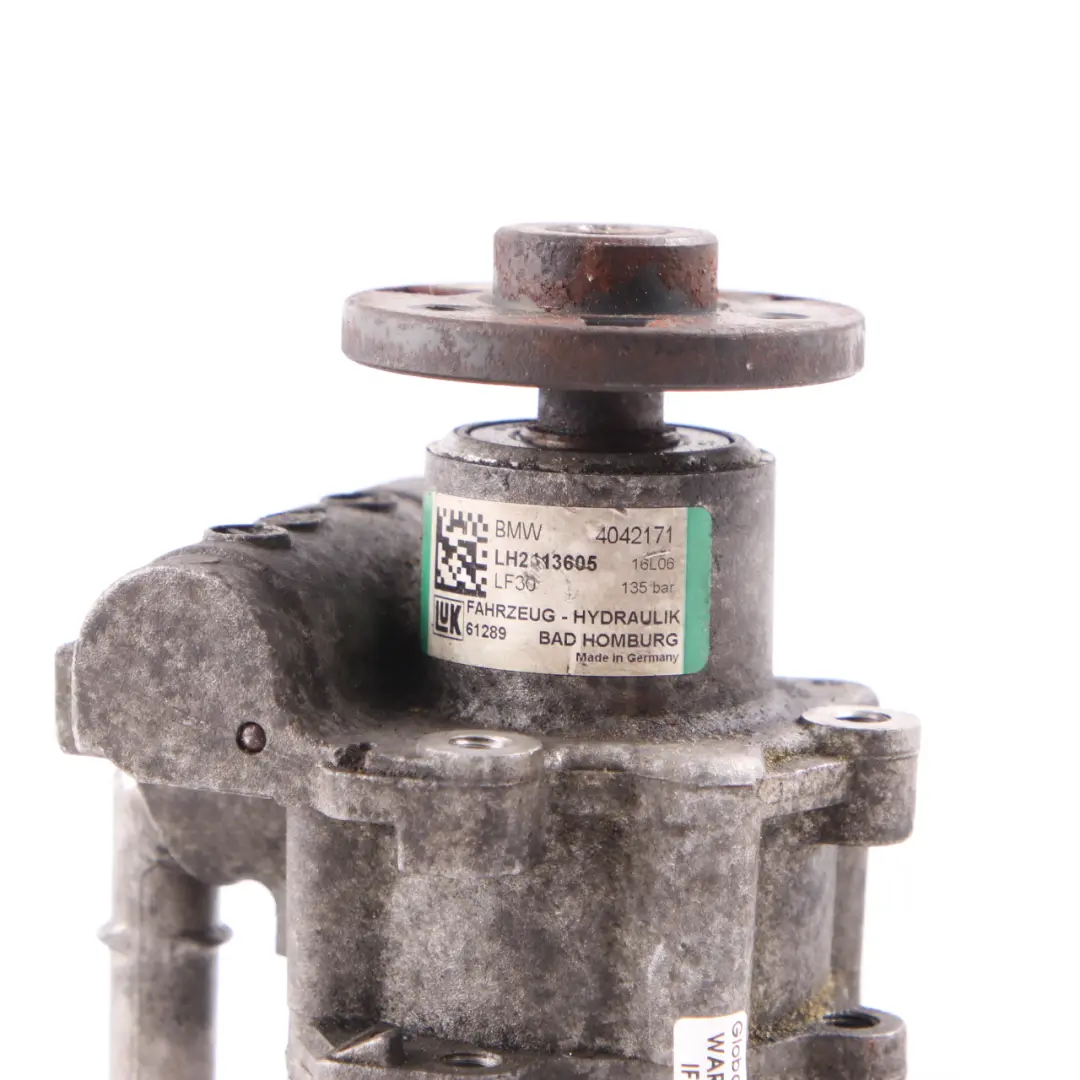 Steering Pump BMW E90 E91 E92 E93 335i Petrol N54 Oil Unit to Power with Part number 6779244 Power Steering Pump BMW E90 E91 E92 E93 335i Petrol N54 Oil Unit - SKU 6779244-3 - Part number 6779244