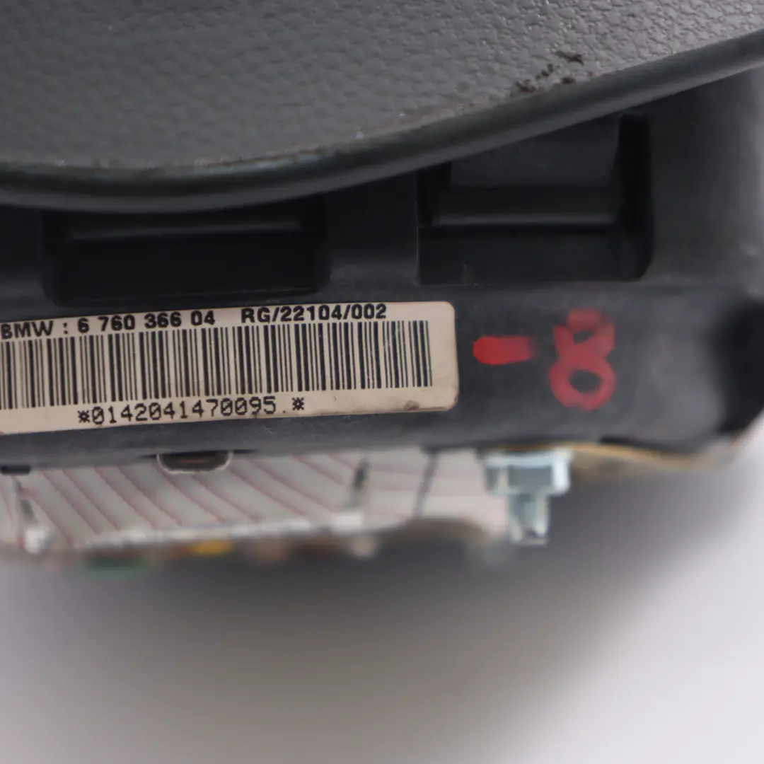 Steering Wheel Driver's Air Module Bag 6760366 to Mini Cooper R50 R52 R53 with Part number 6779259 Mini Cooper R50 R52 R53 Steering Wheel Driver's Air Module Bag 6760366 - SKU 6779259-8 - Part number 6779259