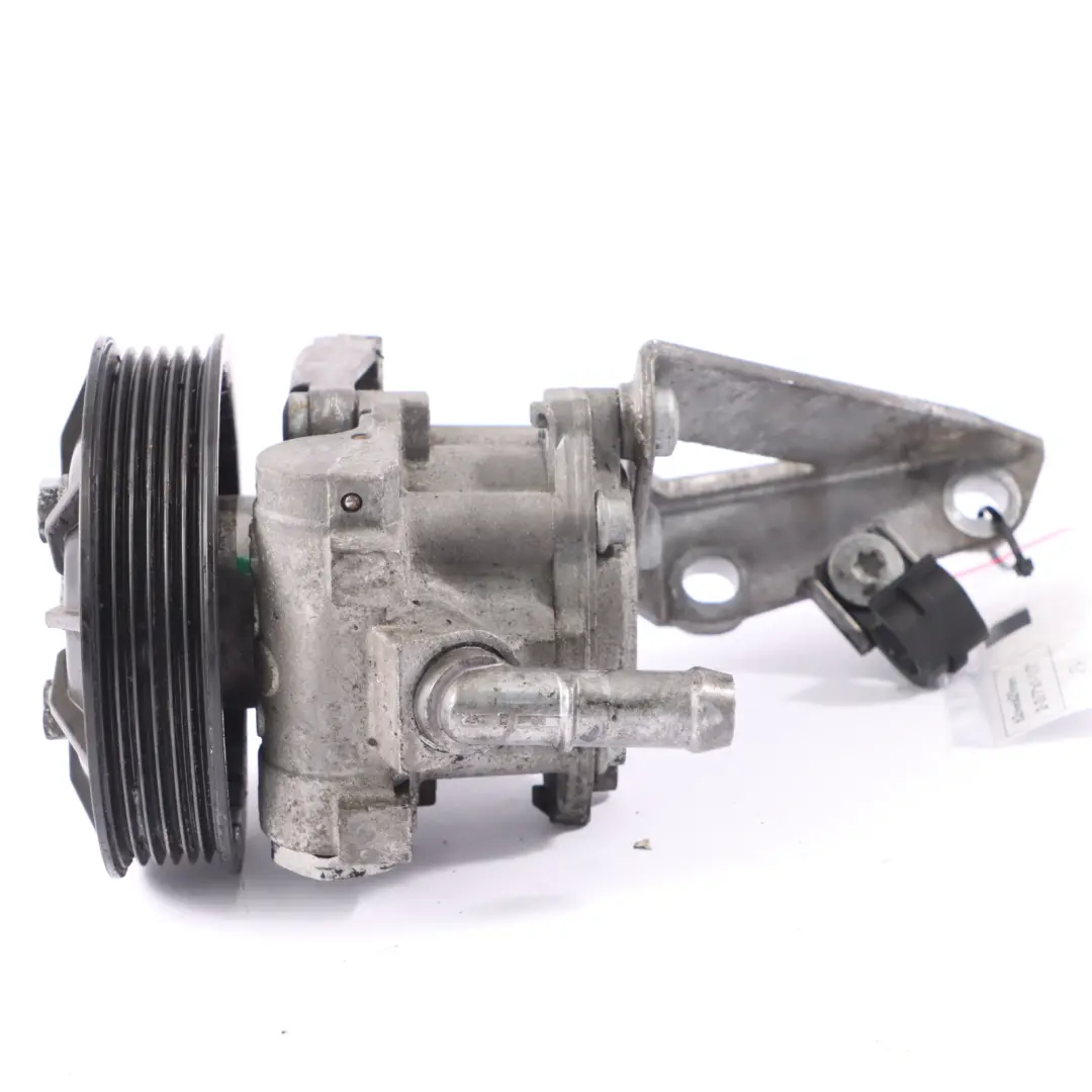 N53 Pompa Wspomagania do BMW E60 E61 E63 E64 LCI Benzyna o numerze 6779362 BMW E60 E61 E63 E64 LCI Benzyna N53 Pompa Wspomagania - SKU 6779362-2 - Numer Części 6779362