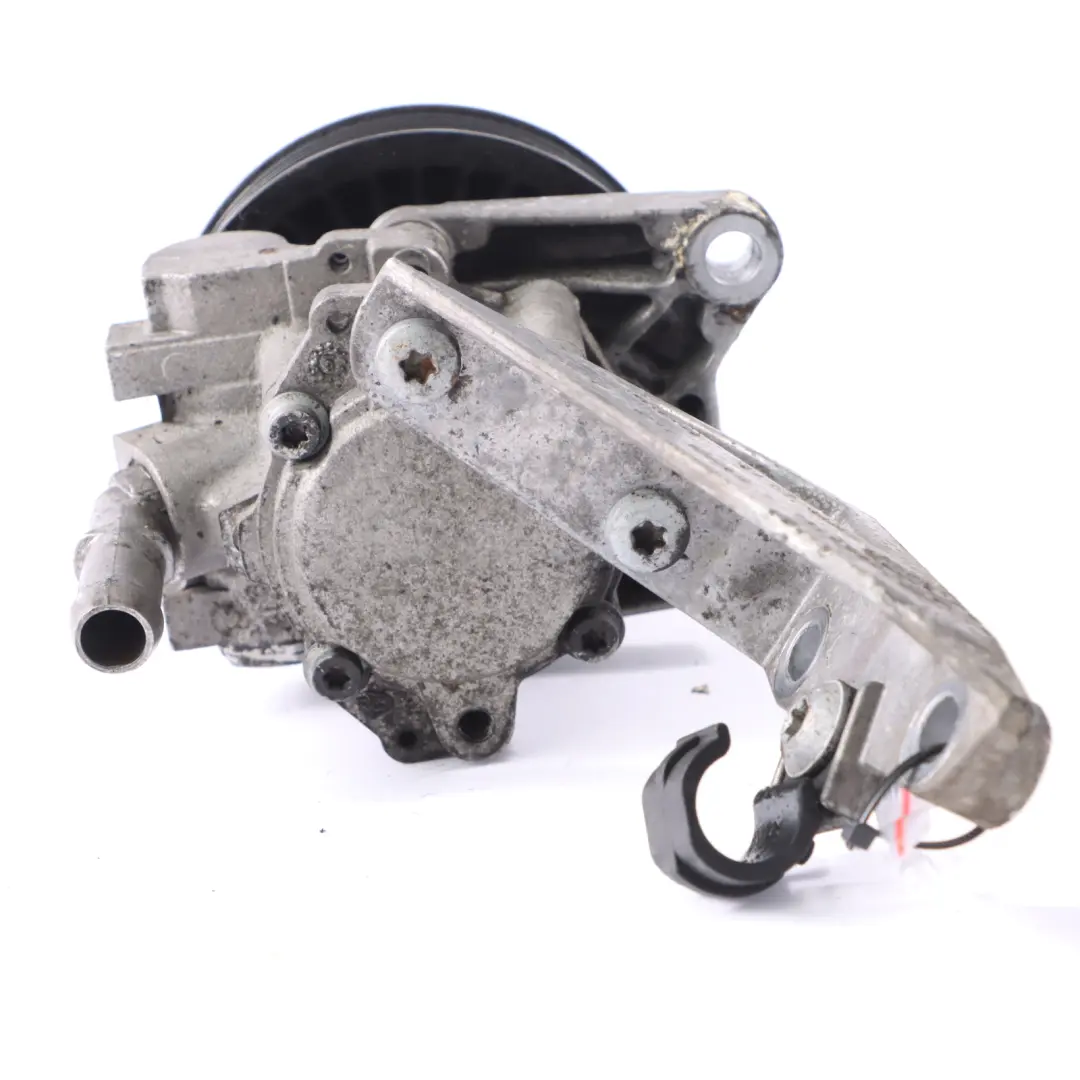 Gasolina N53 Bomba de dirección asistida para BMW E60 E61 E63 E64 LCI con número de pieza 6779362 BMW E60 E61 E63 E64 LCI Gasolina N53 Bomba de dirección asistida - SKU 6779362-2 - Número de pieza 6779362
