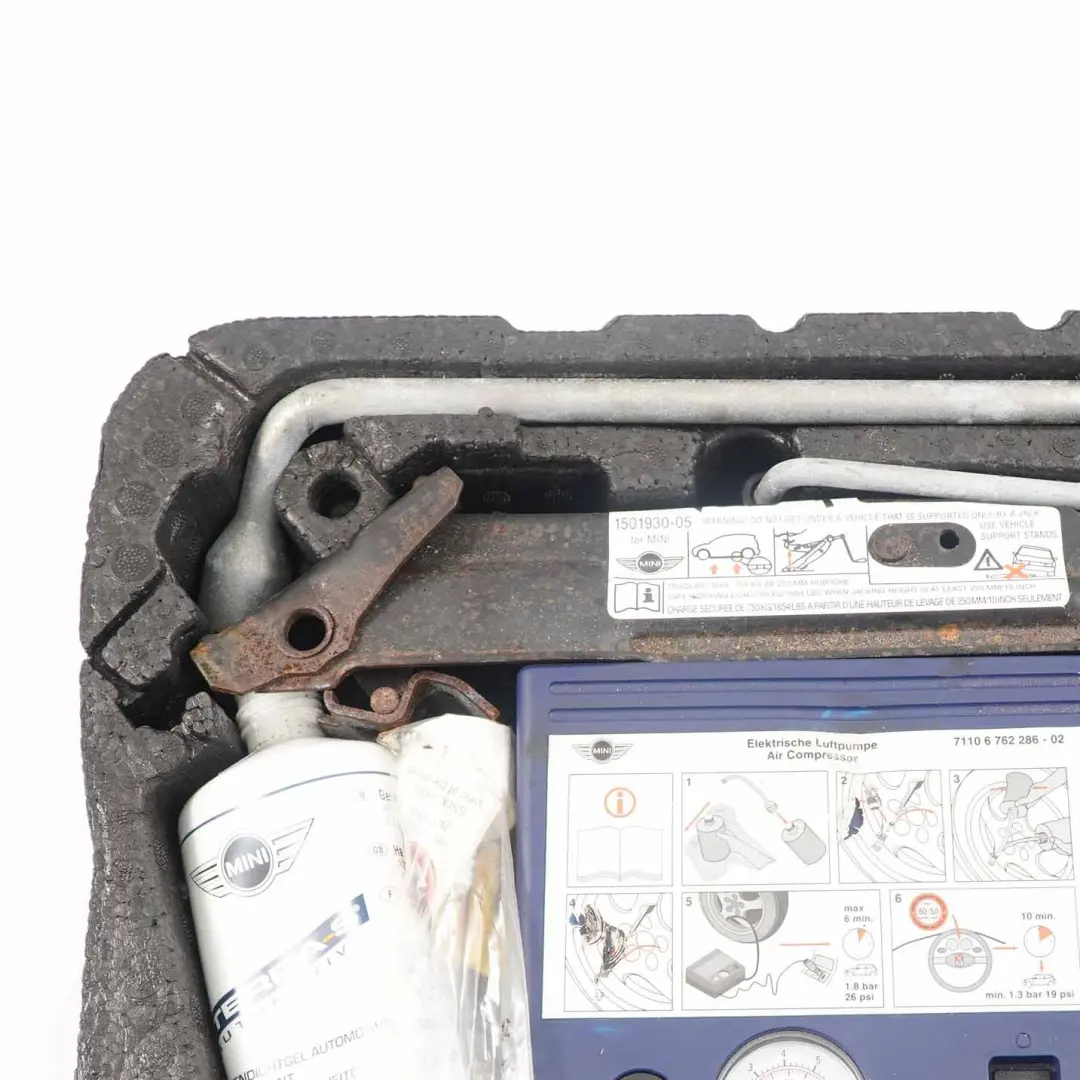 Deposito Ciotola Wagenheb Radschraubenschl?sse Compressore per Mini R50 R55 R56 LCI con numero di parte 6779731 Mini R50 R55 R56 LCI Deposito Ciotola Wagenheb Radschraubenschl?sse Compressore - SKU 6779731-2 - Numero di parte 6779731