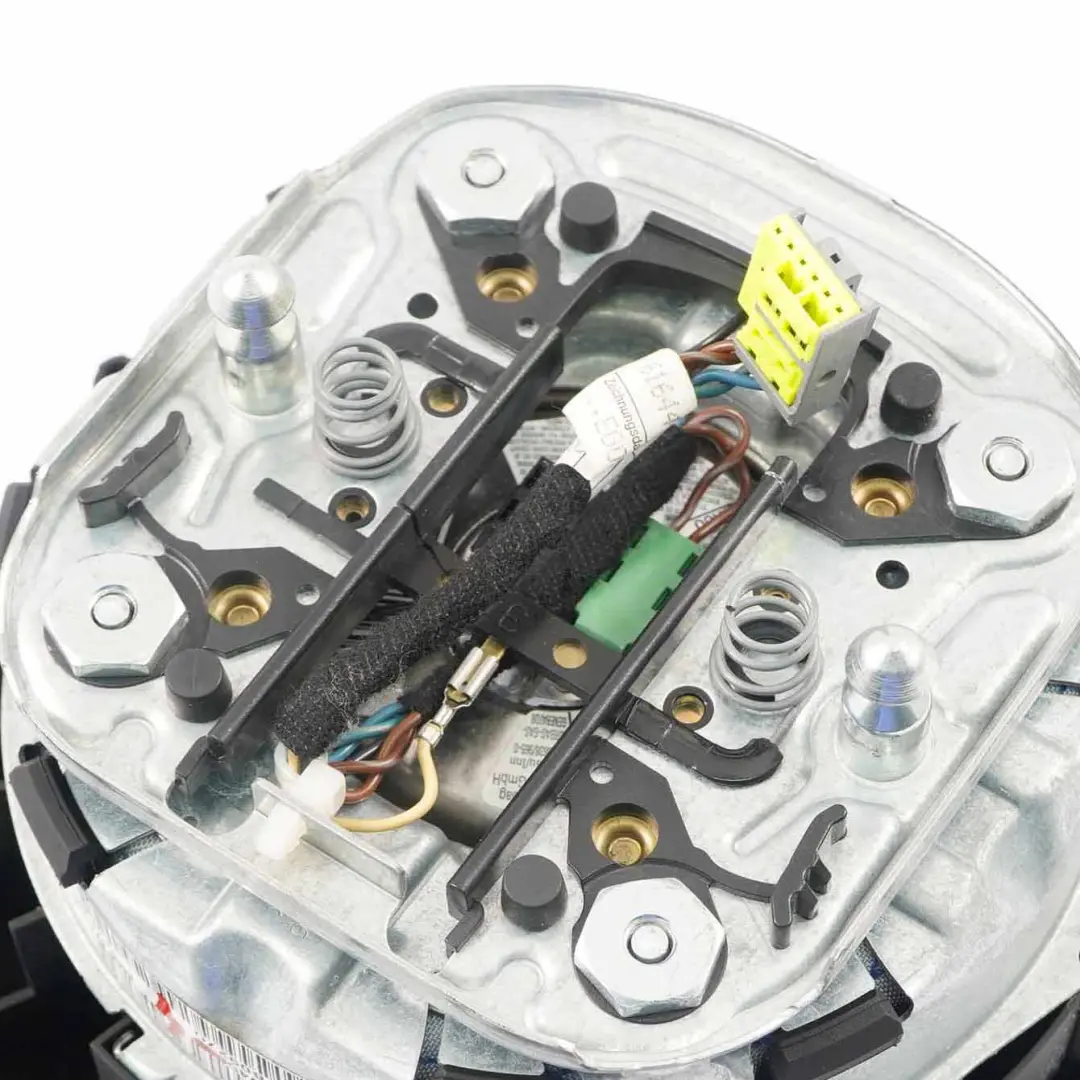 Module D'airbag Volant Côté Conducteur 6772866 pour BMW E84 E90 E91 à propos du numéro de pièce 6779829 BMW E84 E90 E91 Module D'airbag Volant Côté Conducteur 6772866 - SKU 6779829-4 - Numéro de pièce 6779829