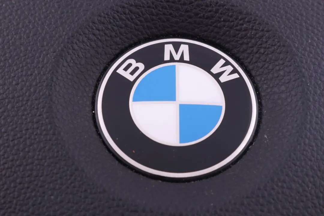 Poduszka Powietrzna Airbag Kierowcy do BMW E84 E90 E90N E91 E91N LCI o numerze 6779829 BMW E84 E90 E90N E91 E91N LCI Poduszka Powietrzna Airbag Kierowcy - SKU 6779829-6 - Numer Części 6779829