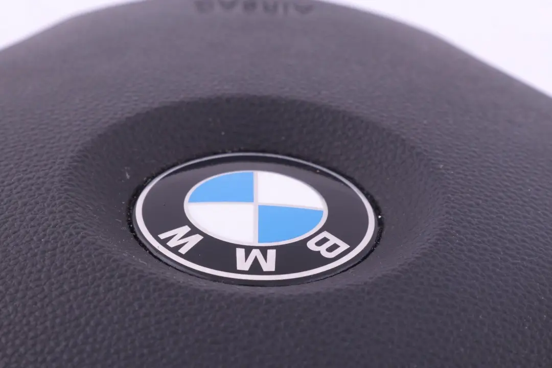 Poduszka Powietrzna Airbag Kierowcy do BMW E84 E90 E90N E91 E91N LCI o numerze 6779829 BMW E84 E90 E90N E91 E91N LCI Poduszka Powietrzna Airbag Kierowcy - SKU 6779829-6 - Numer Części 6779829