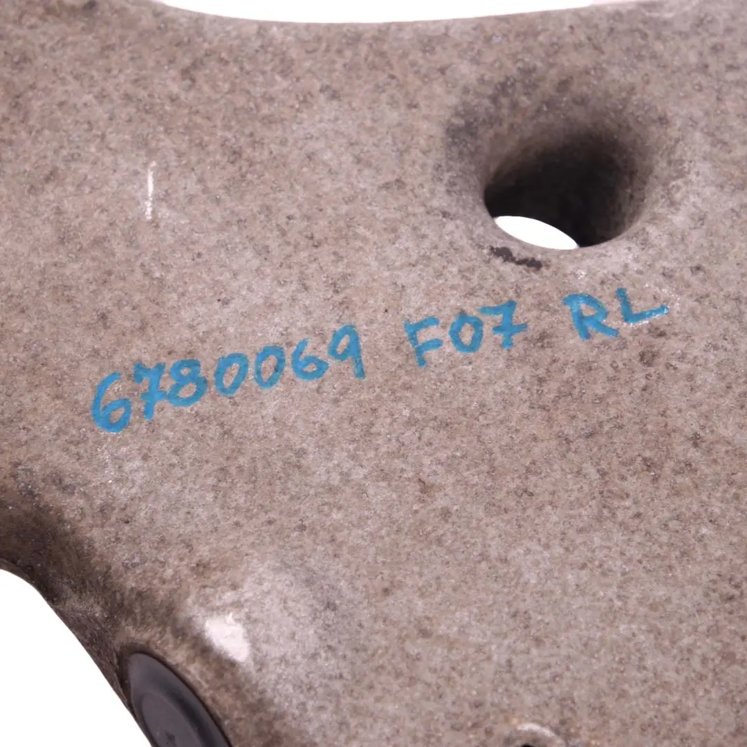 Soporte de rueda trasera oscilante izquierda Pieza eje para BMW F11 F07 con número de pieza 6780069 BMW F11 F07 Soporte de rueda trasera oscilante izquierda Pieza eje - SKU 6780069 - Número de pieza 6780069