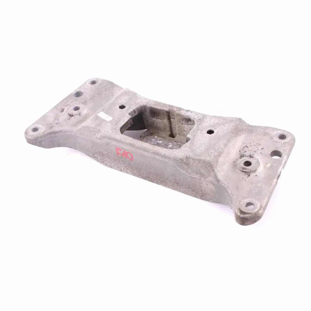 Soporte Caja Cambios BMW F01 F10 F11 F12 Soporte Transmisión Travesaño para con número de pieza 6781222 Soporte Caja Cambios BMW F01 F10 F11 F12 Soporte Transmisión Travesaño - SKU 6781222 - Número de pieza 6781222