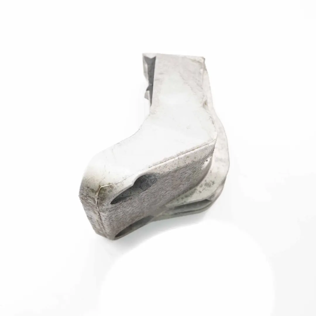 N20 Łapa Wspornik Silnika Lewy do BMW F10 F11 520i o numerze 6781233 BMW F10 F11 520i N20 Łapa Wspornik Silnika Lewy - SKU 6781233 - Numer Części 6781233