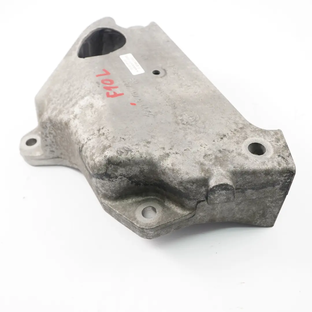 N47N Mocowanie Łapa Silnika Lewa do BMW F10 520d 525d o numerze 6781241 BMW F10 520d 525d N47N Mocowanie Łapa Silnika Lewa - SKU 6781241 - Numer Części 6781241