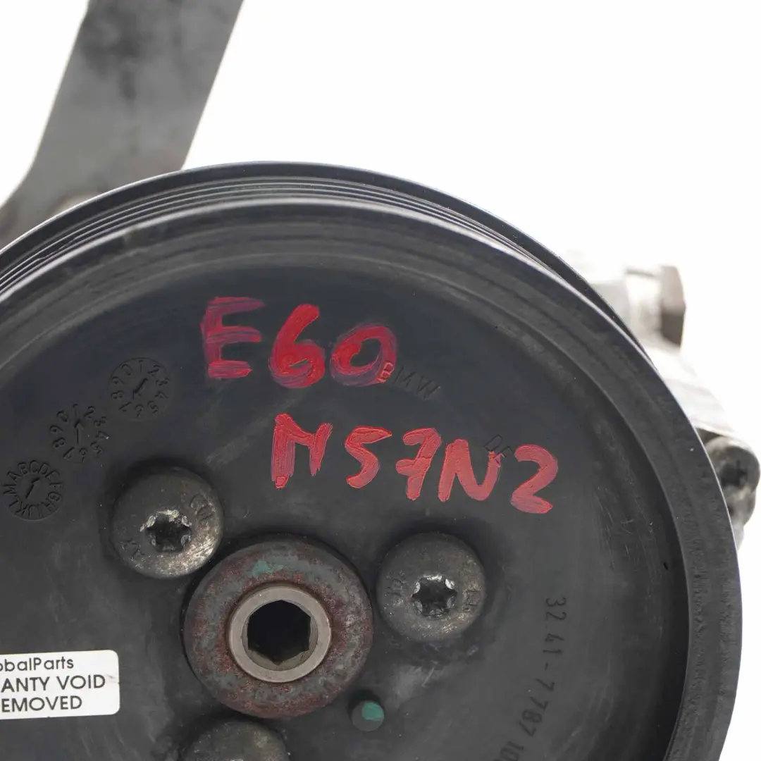 M57N2 Pompa Servosterzo Puleggia per BMW E60 E61 LCI Diesel 525d 530d 535d con numero di parte 6781486 BMW E60 E61 LCI Diesel 525d 530d 535d M57N2 Pompa Servosterzo Puleggia - SKU 6781486-2 - Numero di parte 6781486