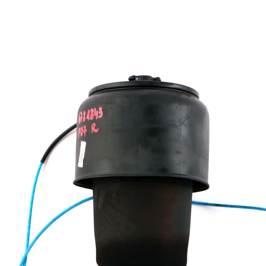 Molla Ad Aria BMW F07 GT Sospensione Posteriore Destra Ammortizzatore Pneumatico per con numero di parte 6781843 Molla Ad Aria BMW F07 GT Sospensione Posteriore Destra Ammortizzatore Pneumatico - SKU 6781843 - Numero di parte 6781843