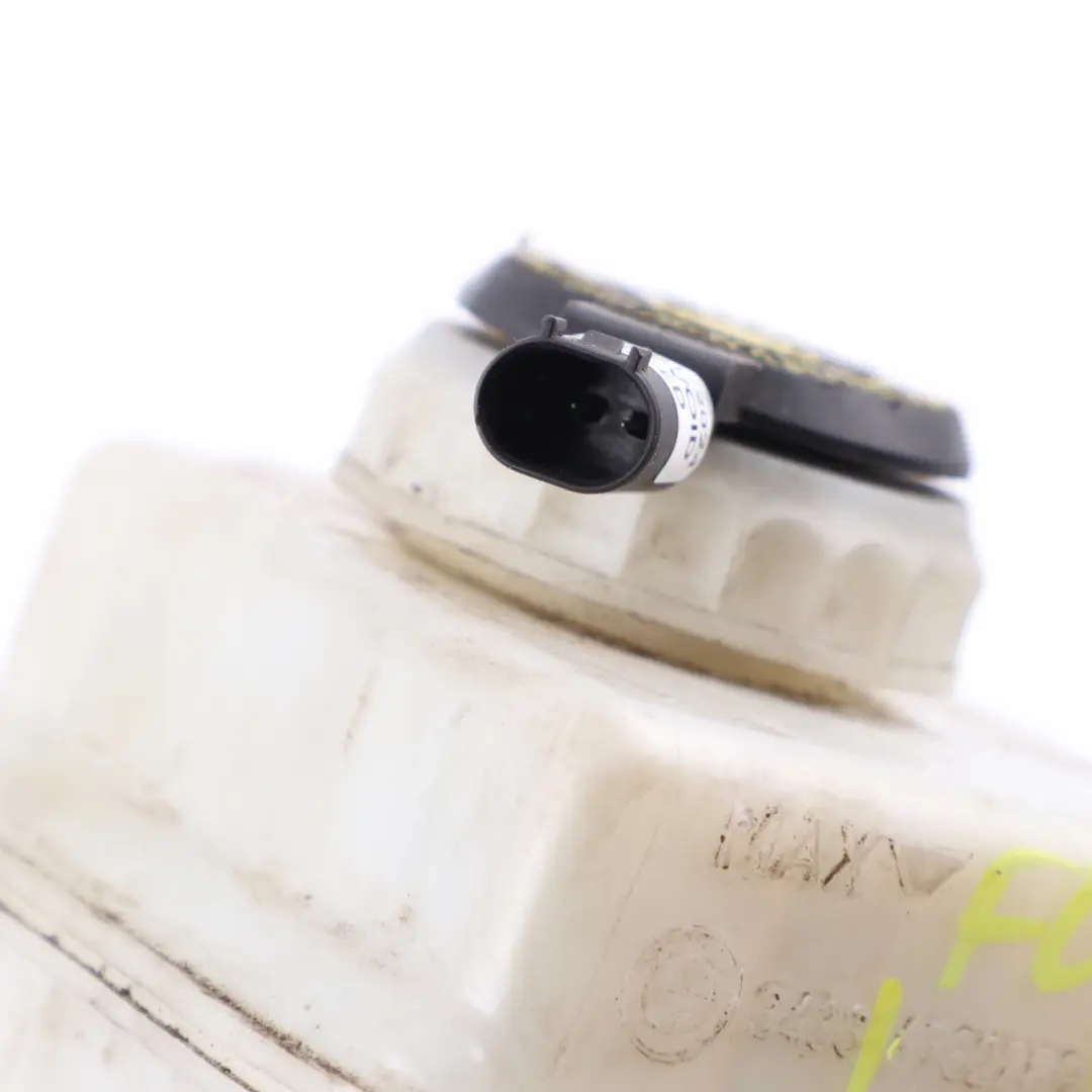 Pompa Zbiornik Płynu Hamulcowego Serwo do BMW F10 F11 F13 F01 o numerze 6782289 BMW F10 F11 F13 F01 Pompa Zbiornik Płynu Hamulcowego Serwo - SKU 6782289 - Numer Części 6782289