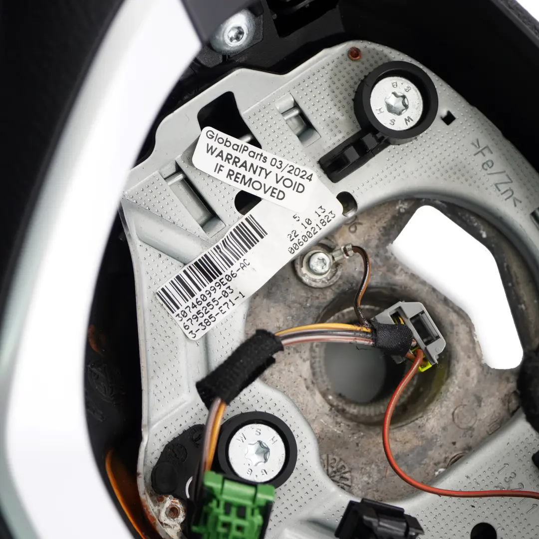 NUOVO volante sportivo in pelle nera Cambio al volante per BMW X5 E70 LCI X6 E71 con numero di parte 6782805 BMW X5 E70 LCI X6 E71 NUOVO volante sportivo in pelle nera Cambio al volante - SKU 6782805-2 - Numero di parte 6782805