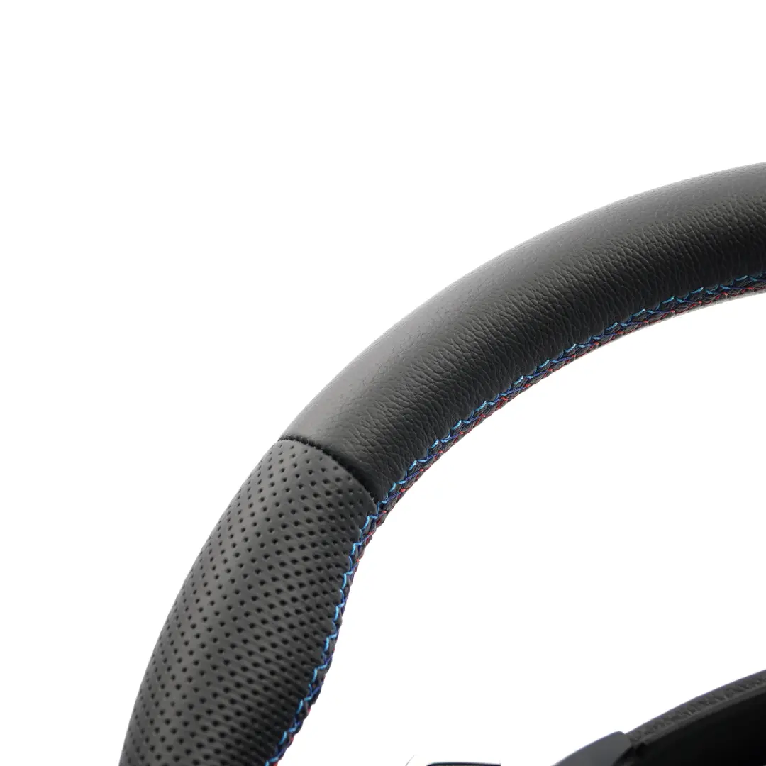 NUOVO volante sportivo in pelle nera Cambio al volante per BMW X5 E70 LCI X6 E71 con numero di parte 6782805 BMW X5 E70 LCI X6 E71 NUOVO volante sportivo in pelle nera Cambio al volante - SKU 6782805-2 - Numero di parte 6782805