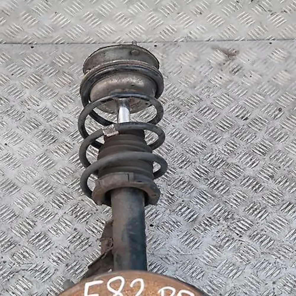 M-SPORT Amortisseur Avant Rechtts pour BMW 1 E82 à propos du numéro de pièce 31316782858 BMW 1 E82 M-SPORT Amortisseur Avant Rechtts - SKU 6782858-1 - Numéro de pièce 31316782858