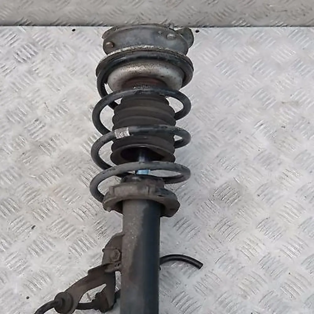 BMW E81 118d M-SPORT FRONTAL DERECHO PIERNA SUSPENSIÓN EJE FRENO DISCO HUB - SKU 6782858 - Número de pieza 6782858