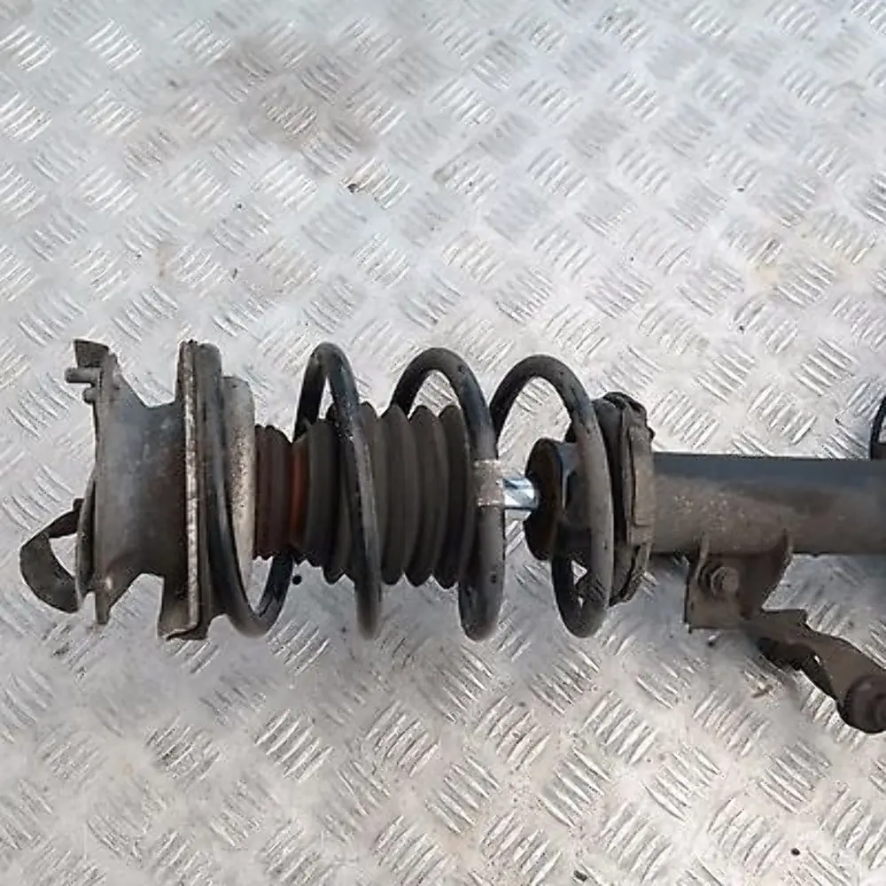 BMW E81 118d M-SPORT LEGA SOSPENSIONE ANTERIORE DESTRA ASSE FRENO DISCO MOZZO - SKU 6782858 - Numero di parte 6782858