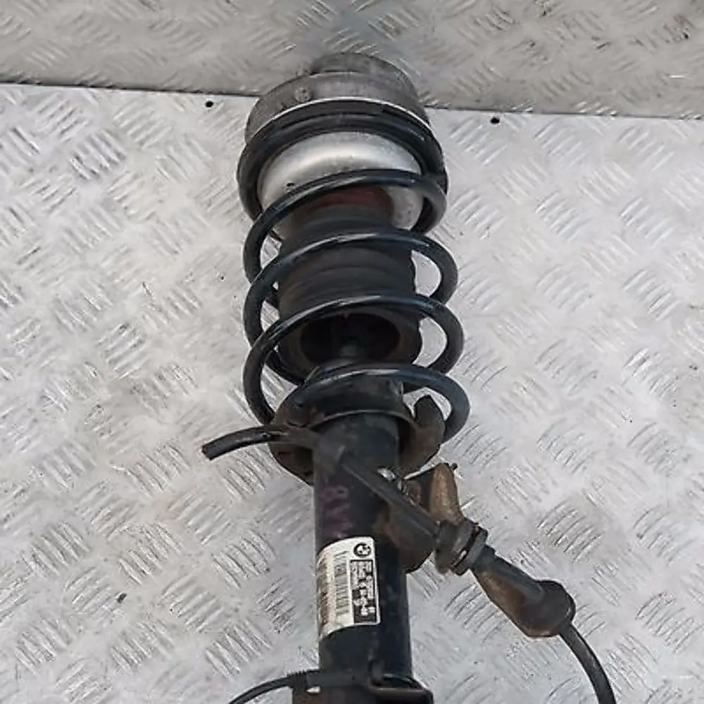 BMW E81 118d M-SPORT FRONTAL DERECHO PIERNA SUSPENSIÓN EJE FRENO DISCO HUB - SKU 6782858 - Número de pieza 6782858