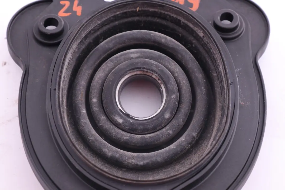 Steering Column Cup to BMW Z4 Series E89 Roadster Cabrio with Part number 6783069 BMW Z4 Series E89 Roadster Cabrio Steering Column Cup - SKU 6783069 - Part number 6783069