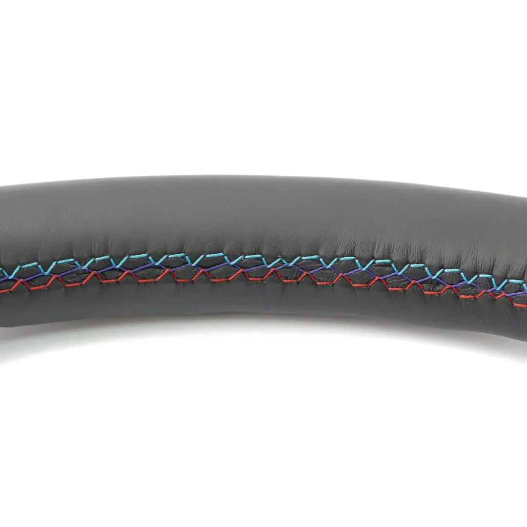 Nuova Pelle Nera Volante Sportivo M-Tricolori Fili per BMW E65 E66 con numero di parte 6783490 BMW E65 E66 Nuova Pelle Nera Volante Sportivo M-Tricolori Fili - SKU 6783490-1 - Numero di parte 6783490