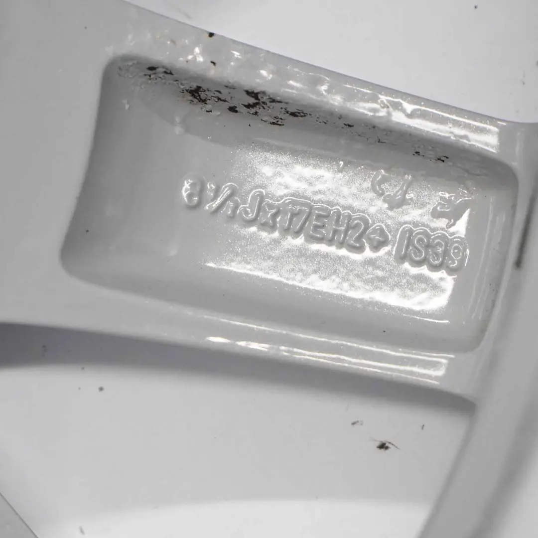 Felga Aluminiowa 17" 8.5J ET:39 do BMW E90 o numerze 6783633 BMW E90 Felga Aluminiowa 17" 8.5J ET:39 - SKU 6783633-1 - Numer Części 6783633