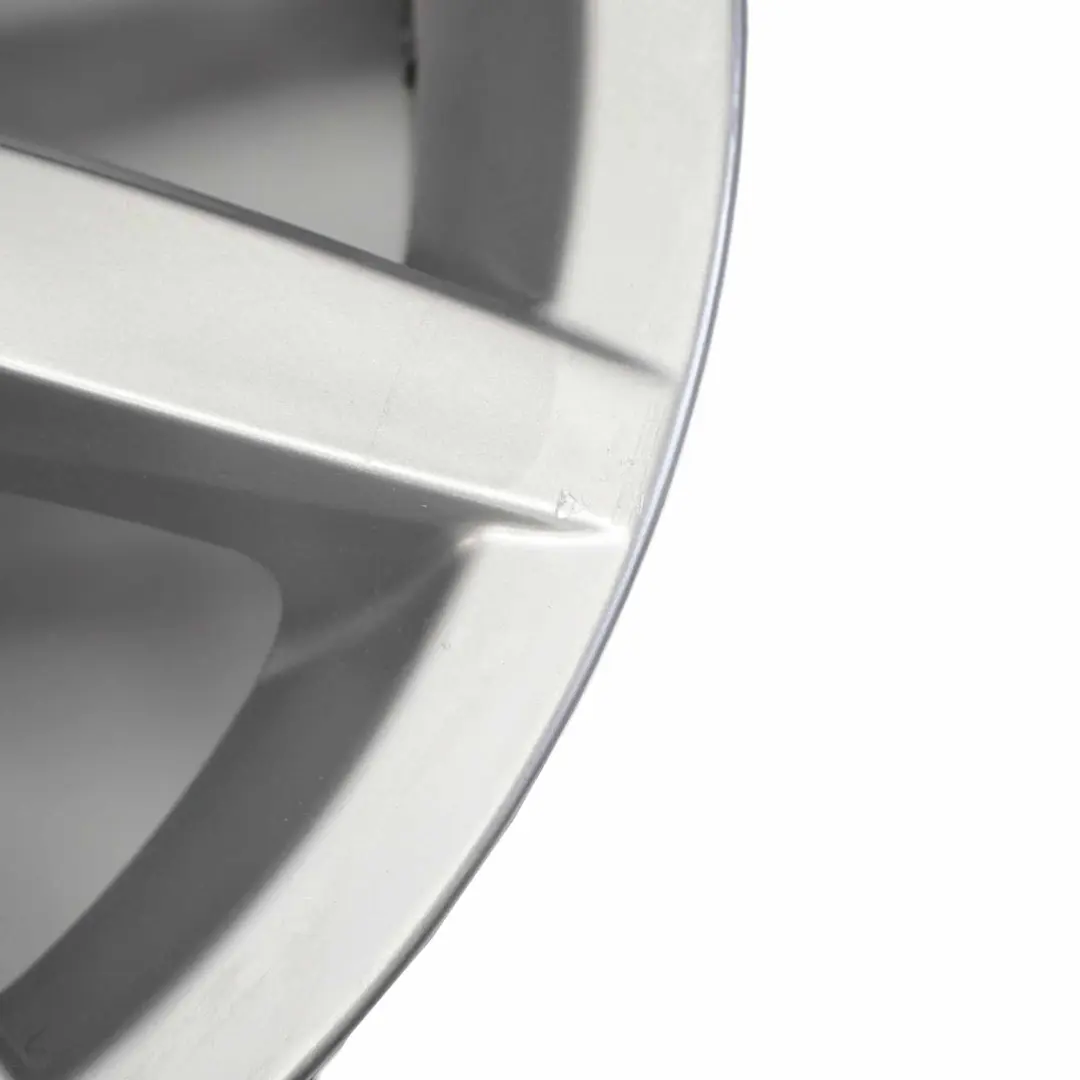 Felga Aluminiowa 17" 8.5J ET:39 do BMW E90 o numerze 6783633 BMW E90 Felga Aluminiowa 17" 8.5J ET:39 - SKU 6783633-2 - Numer Części 6783633