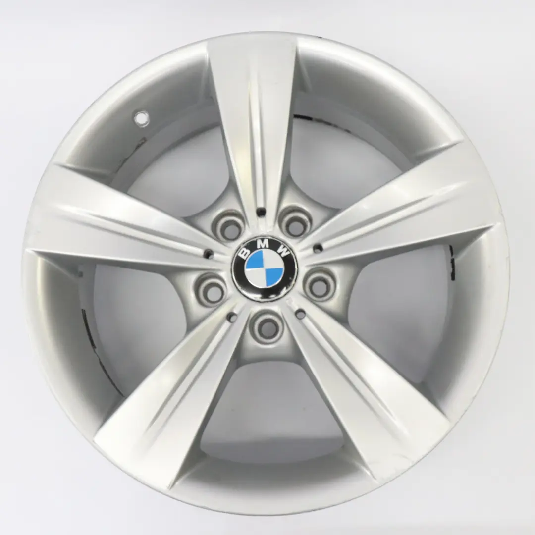 Cerchio anteriore in lega argento 18" 8J ET:34 per BMW E90 E91 E92 con numero di parte 6783634 BMW E90 E91 E92 Cerchio anteriore in lega argento 18" 8J ET:34 - SKU 6783634-1 - Numero di parte 6783634