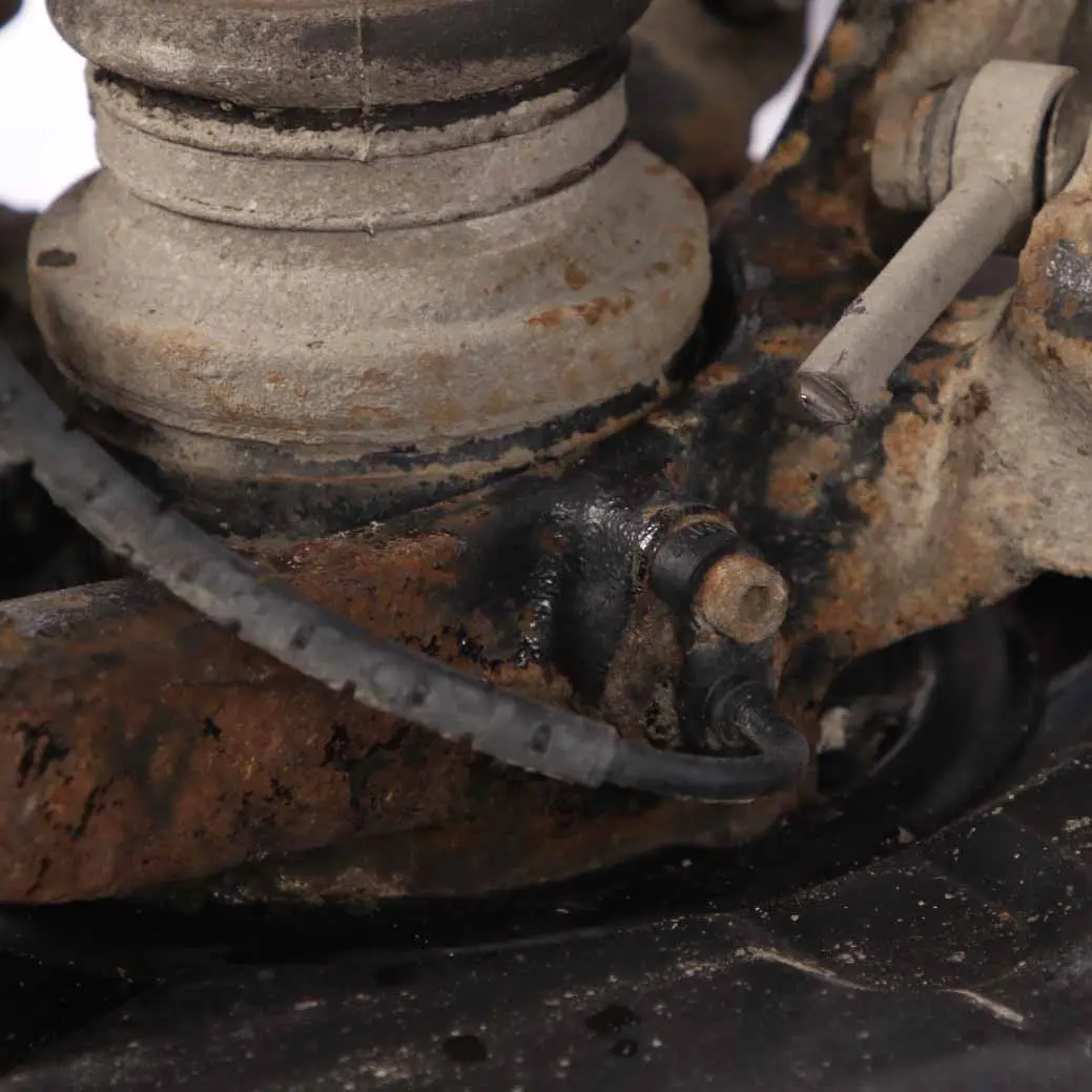 BMW E90 316d N47N Zwrotnica Piasta Zawieszenie Lewy Tył - SKU 6783653-5 - Numer Części 6783653