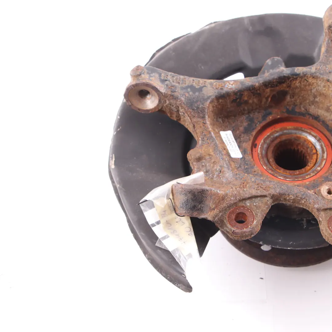 BMW E90 E91 LCI Zwrotnica Tylna Prawa Piasta Osłona - SKU 6783654-8 - Numer Części 6783654