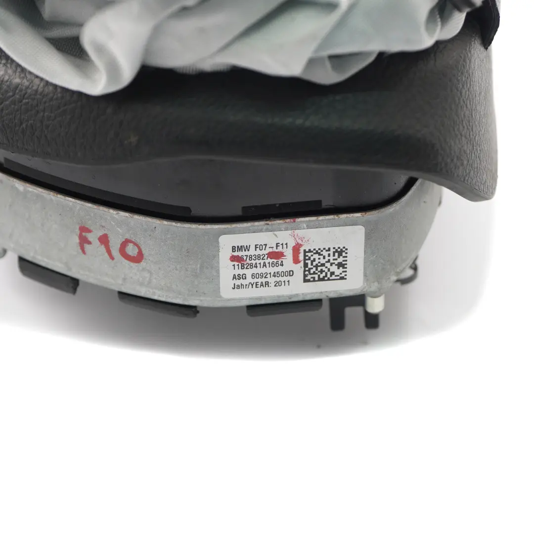 Volant sport Module d'air côté conducteur ENDOMMAGÉ pour BMW F01 F10 F11 à propos du numéro de pièce 6783827 BMW F01 F10 F11 Volant sport Module d'air côté conducteur ENDOMMAGÉ - SKU 6783827-1 - Numéro de pièce 6783827