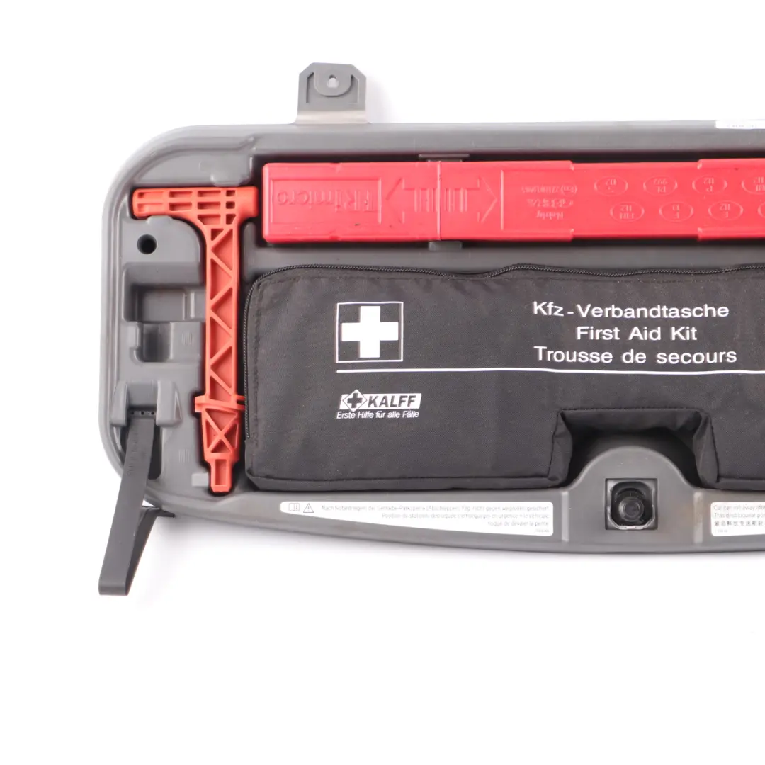 Werkzeug Kasten Heck Klappe Innenraum Werkzeug Satz für BMW F01 F02 mit Teilenummer 6784443 BMW F01 F02 Werkzeug Kasten Heck Klappe Innenraum Werkzeug Satz - SKU 6784443-2 - Teilenummer 6784443