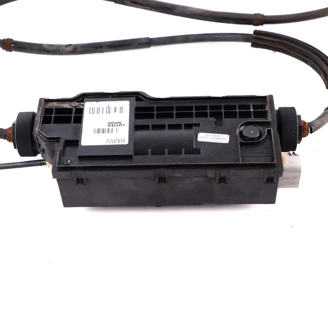 Handbrake Actuator BMW F01 Electric Parking Brake Control Unit Module 6784652 to with Part number 6784651 Handbrake Actuator BMW F01 Electric Parking Brake Control Unit Module 6784652 - SKU 6784652-1 - Part number 6784651
