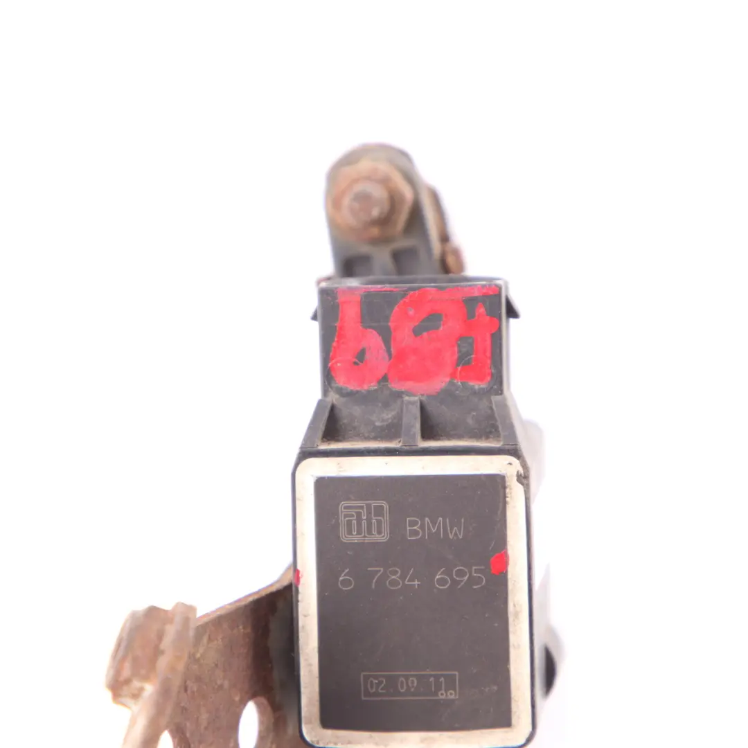 Capteur de niveau de contrôle des phares pour BMW E53 E60 E61 E65 E83 à propos du numéro de pièce 6784697 BMW E53 E60 E61 E65 E83 Capteur de niveau de contrôle des phares - SKU 6784695 - Numéro de pièce 6784697