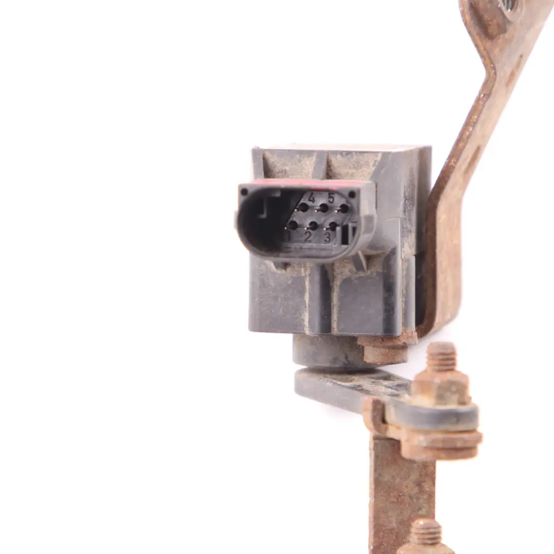 Scheinwerferkontroll-Level-Sensor für BMW E53 E60 E61 E65 E83 mit Teilenummer 6784697 BMW E53 E60 E61 E65 E83 Scheinwerferkontroll-Level-Sensor - SKU 6784695 - Teilenummer 6784697