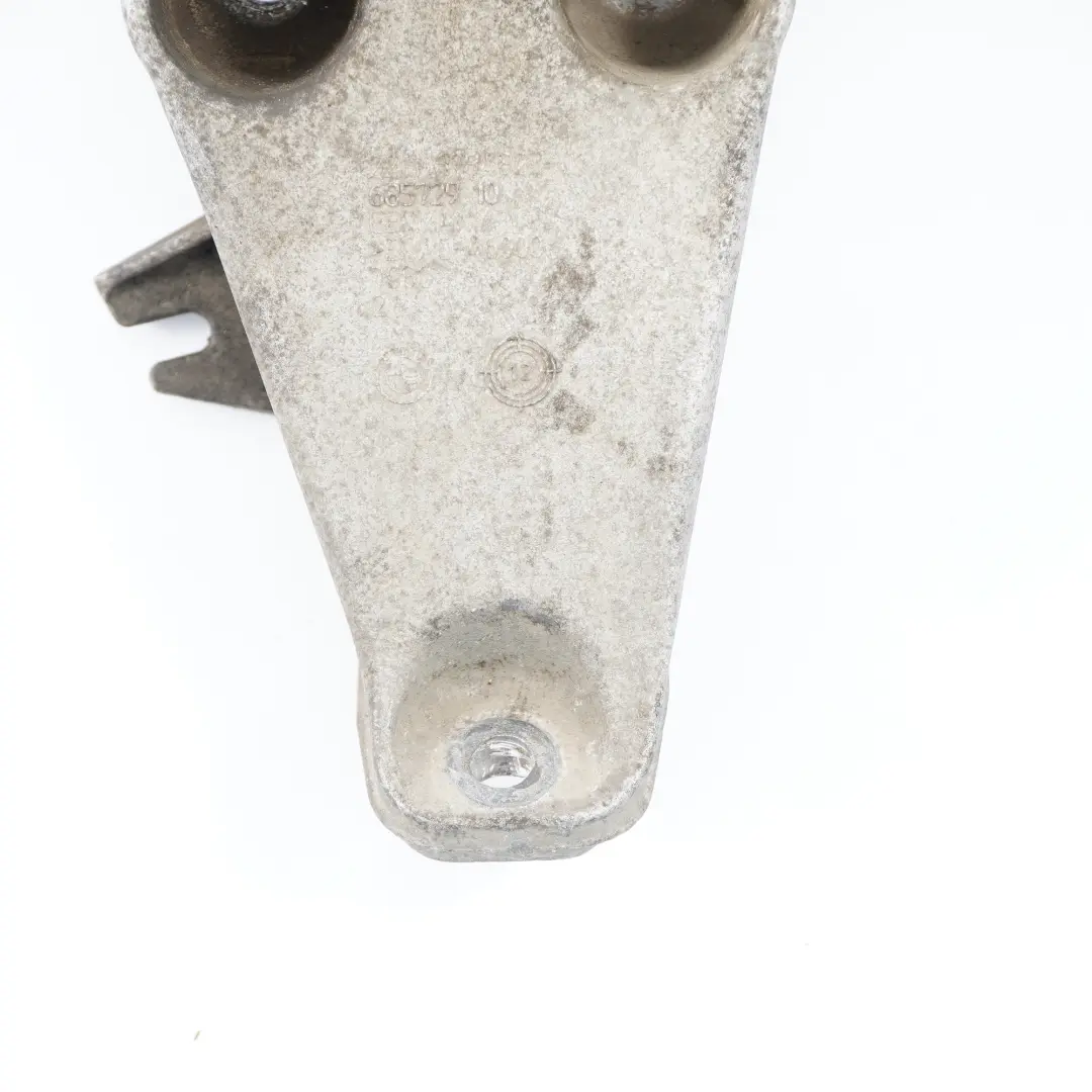 BMW F30 F31 F32 N20 Wspornik Łapa Silnika Lewo - SKU 6784823 - Numer Części 6784823