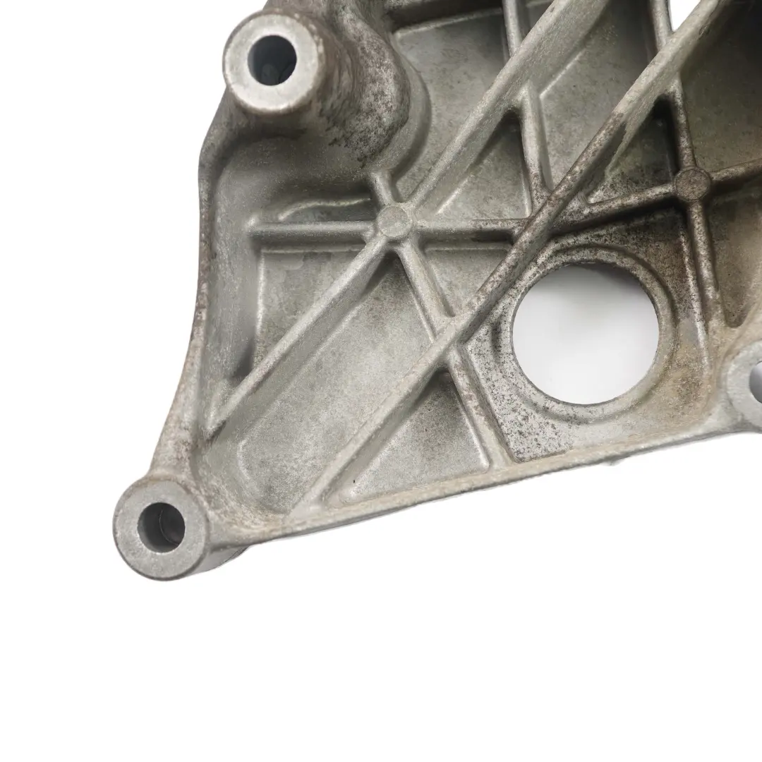 Mount BMW F20 F30 N47N xDrive Supporting Bracket Holder Left N/S to Engine with Part number 6784825 Engine Mount BMW F20 F30 N47N xDrive Supporting Bracket Holder Left N/S - SKU 6784825 - Part number 6784825