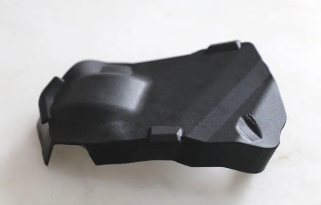 BMW Z4 Reihe E89 Abdeckung Zugstrebe rechts 3114 - SKU 6785158 - Teilenummer 6785158