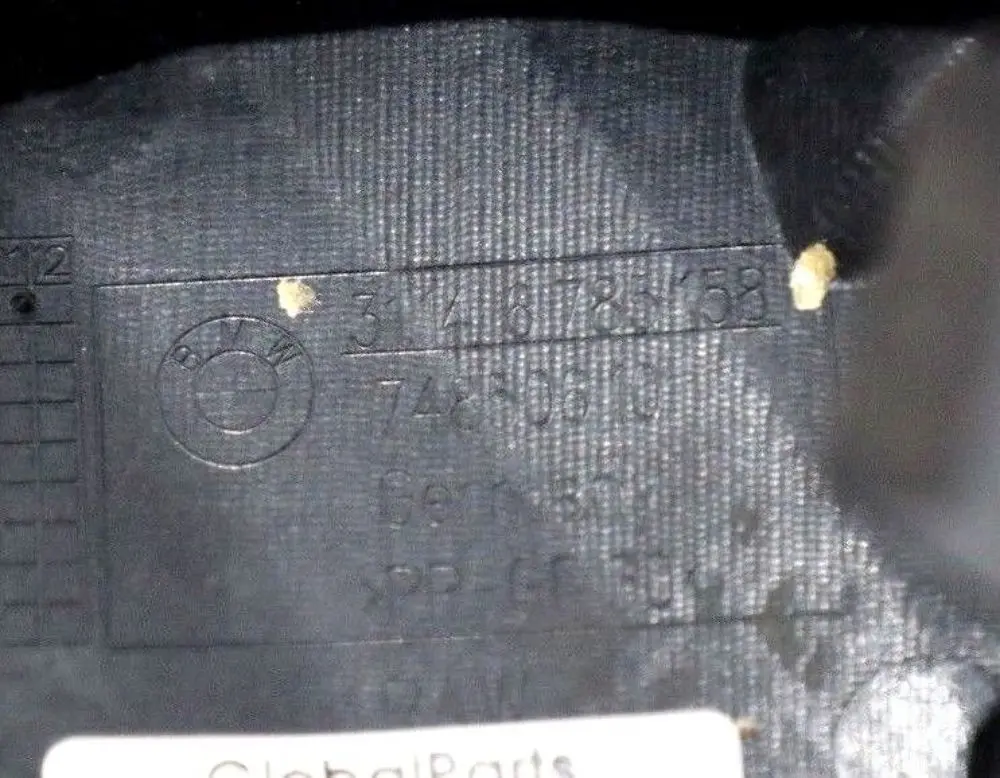 Wishbone Cover Trim Tension Strut Right O/S to BMW Z4 Series E89 with Part number 6785158 BMW Z4 Series E89 Wishbone Cover Trim Tension Strut Right O/S - SKU 6785158 - Part number 6785158